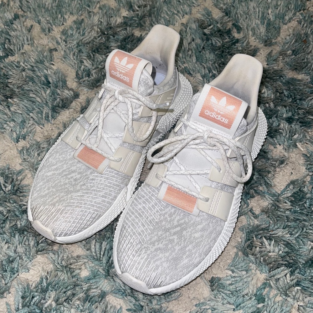 Women’s Adidas Prophere